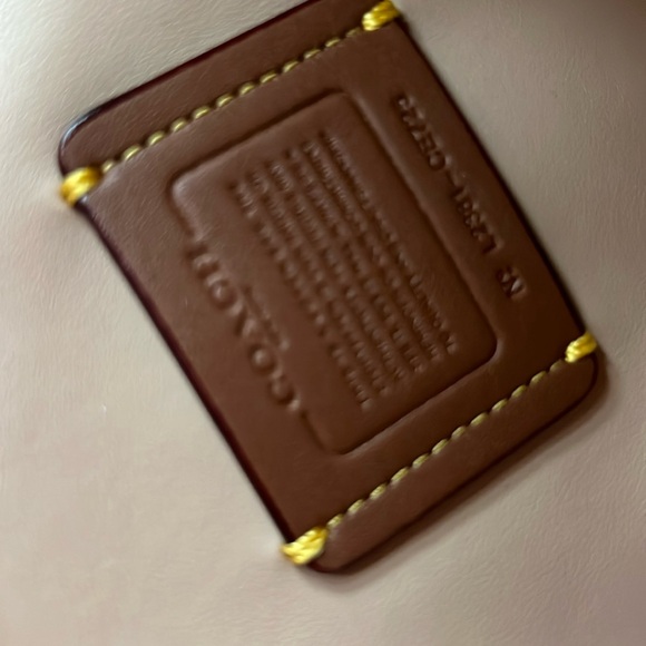 Coach blush pink Heart Crossbody Bag With Quilting - Picture 7 of 9